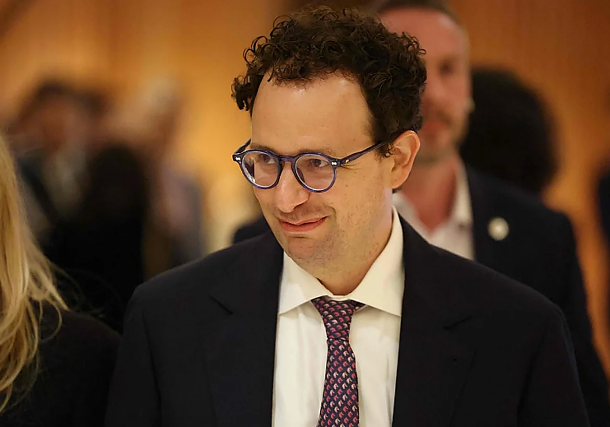 Anthropic pide frenar la IA: Altman y Musk se unen al llamado de cautela