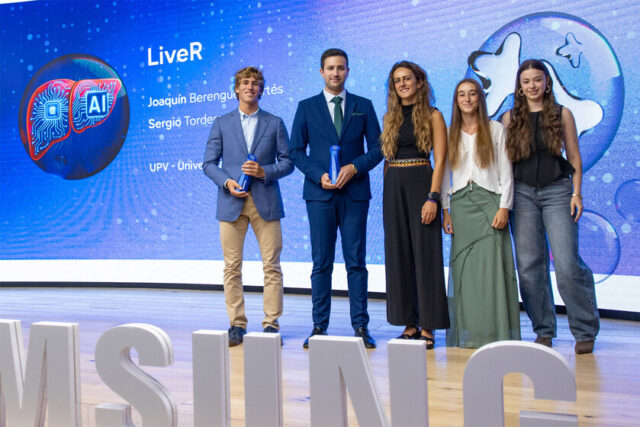 Estudiantes valencianos crean una IA que mejora la compatibilidad en trasplantes de hígado