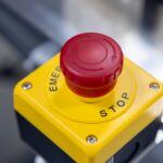 ¿Se puede apagar la IA? Expertos advierten que no hay un solo botón de emergencia