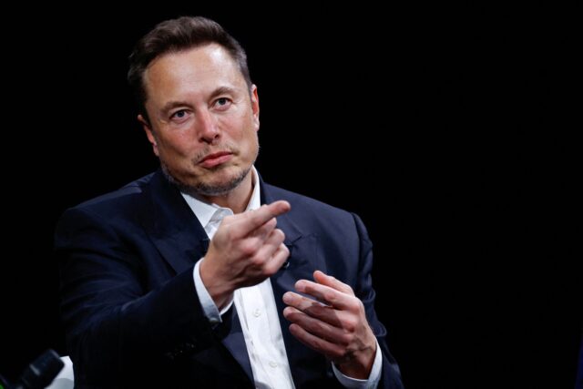 Elon Musk propone que las IA se evalúen entre sí antes de lanzarse