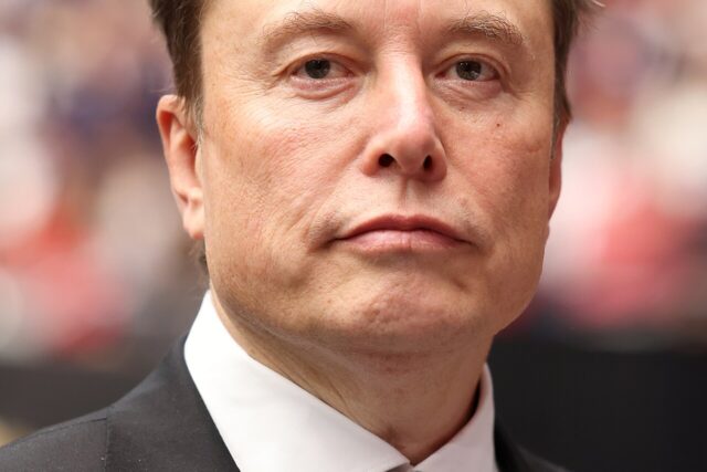 Elon Musk propone que las IA se evalúen entre sí antes de lanzarse