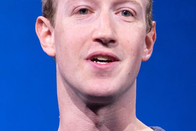 Mark Zuckerberg presenta Muse Charm, colgante de IA para el llavero