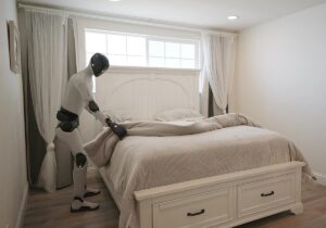 Robot humanoide de Figure aprende tareas del hogar sin conocer la casa