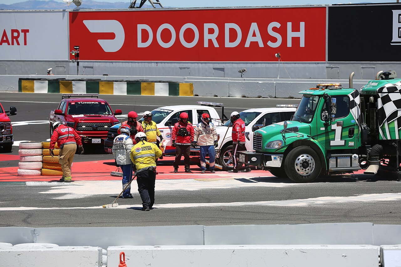 El gigante DoorDash y la startup de 10 personas frente a la IA