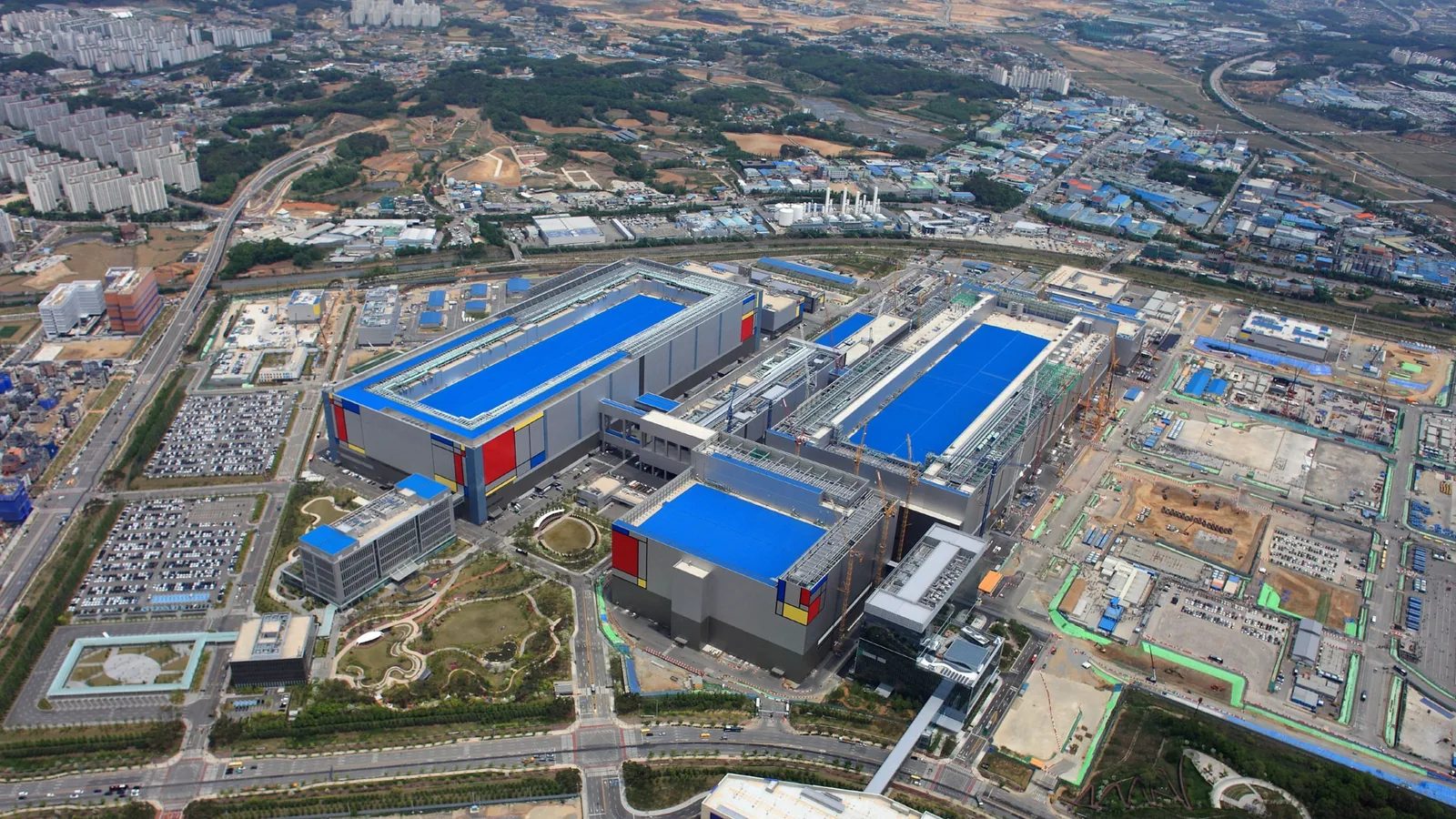 Escasez de chips de memoria: el boom de la IA impulsa a Samsung