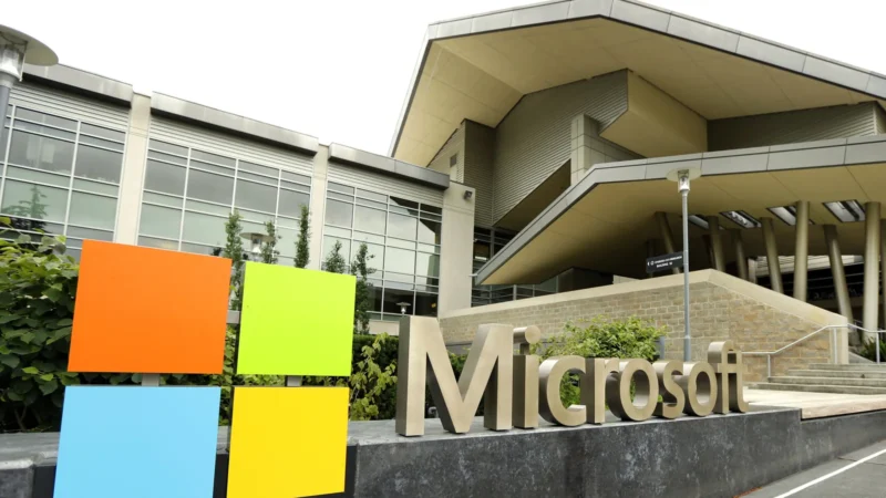 Microsoft firma acuerdo que prohíbe usar datos de alumnos para entrenar IA