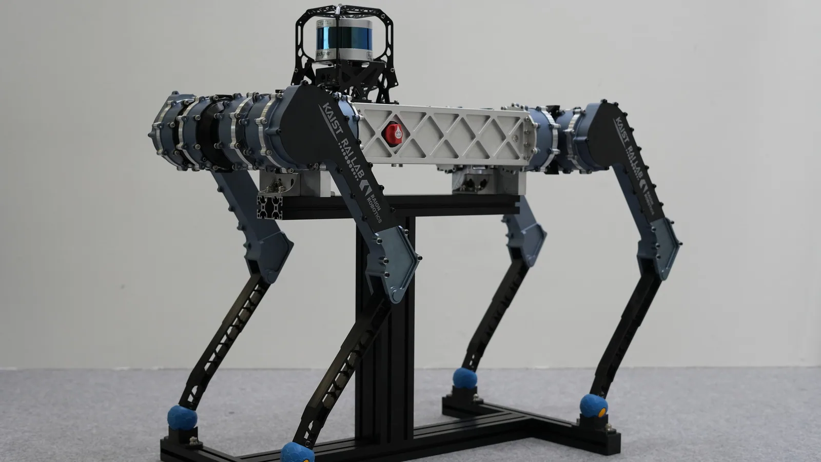 Robot cuadrúpedo completa una maratón en Corea del Sur con una sola carga de batería